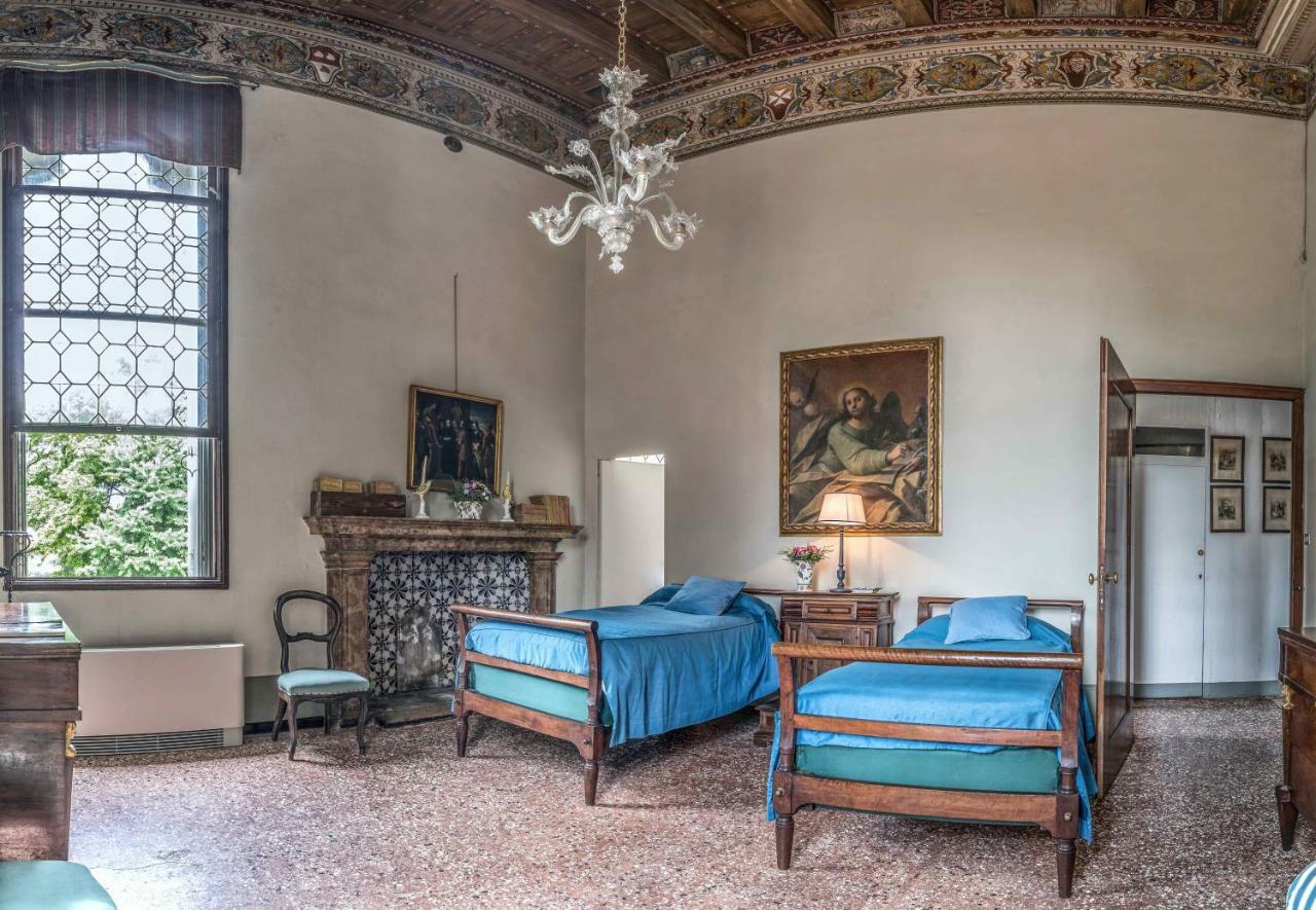 Castello Di Thiene Villa Luaran gambar